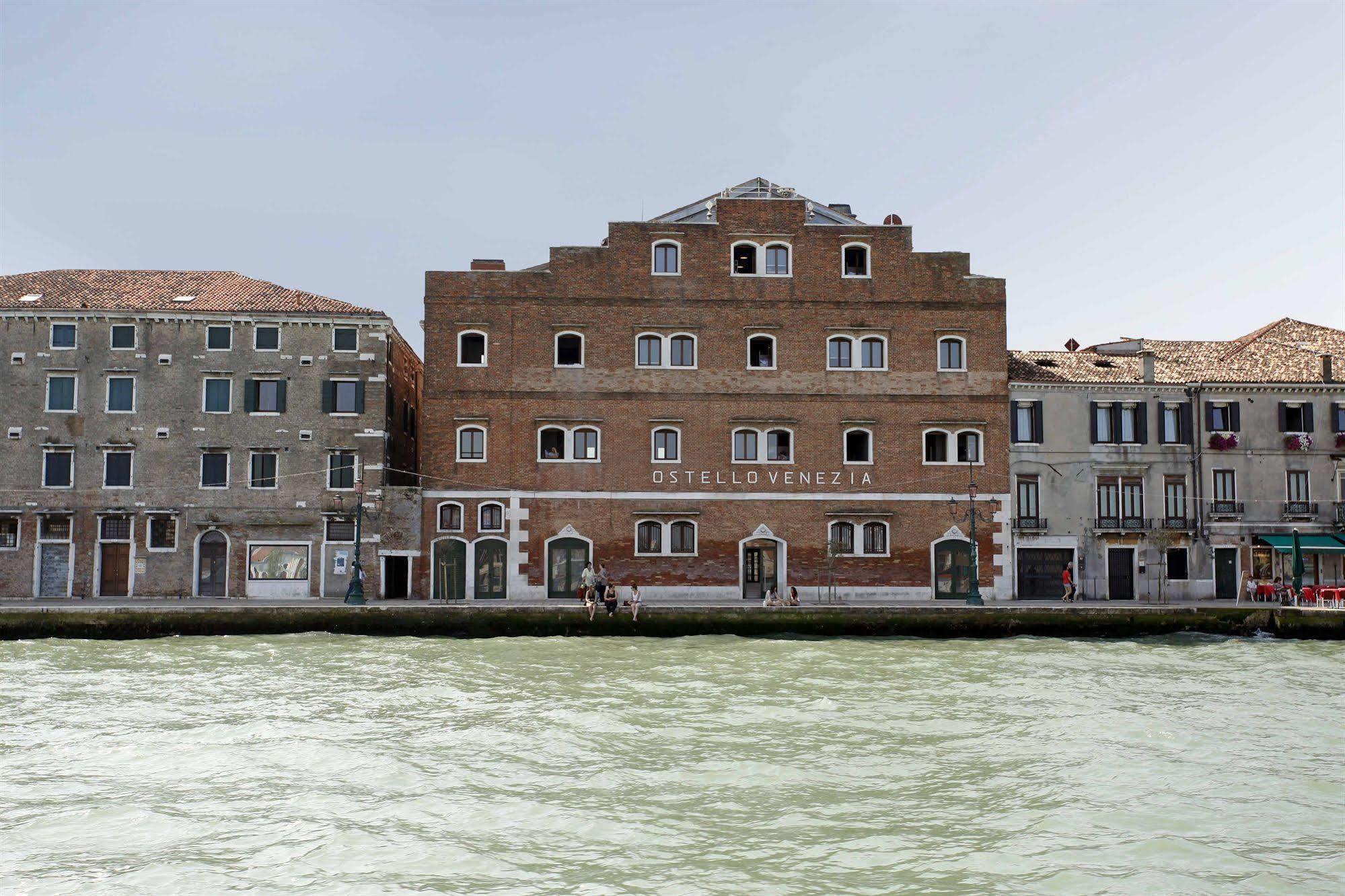 Generator * Venise
